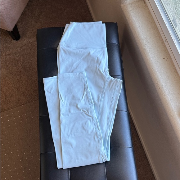 Crop Shop Boutique Freedom Leggings Ice. Isabel Mathers collection - Picture 4 of 7